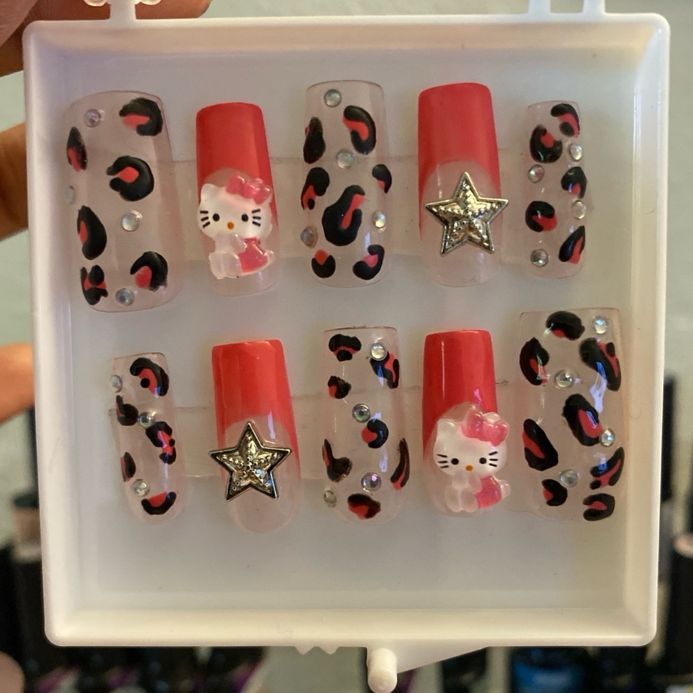 Cheetah Print Hello Kitty Press On Nails
